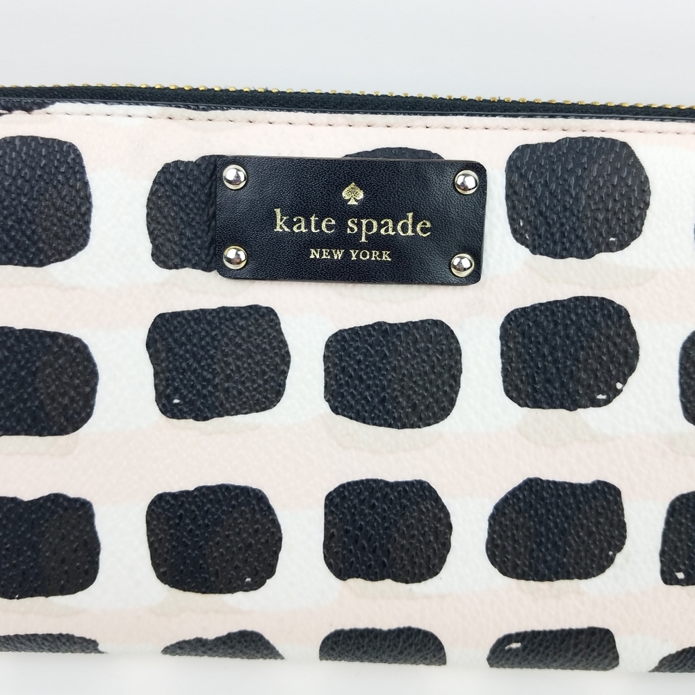 Kate Spade multi color patterned Zip wallet - Picture 9 of 11